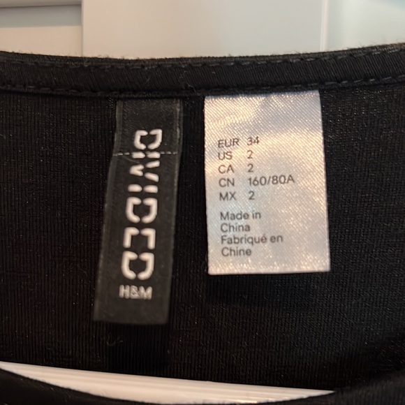 Divided/ H&M womens size 2 bodycon/fitted dress!!! - Picture 2 of 2